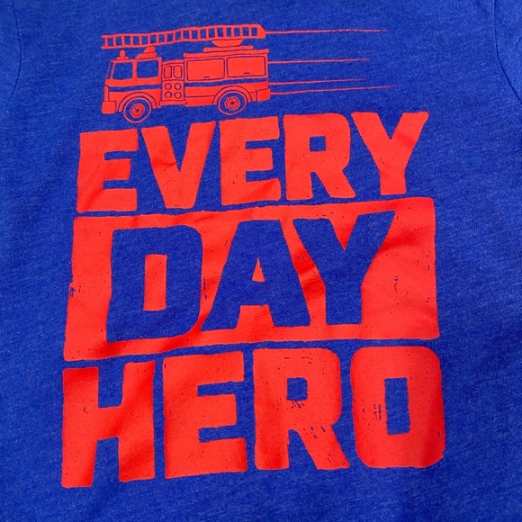 Tees 4/$15 The Childrens Place graphic tee 12-18m - Picture 3 of 4